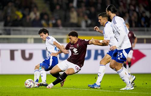 โตริโน่ vs โคโม