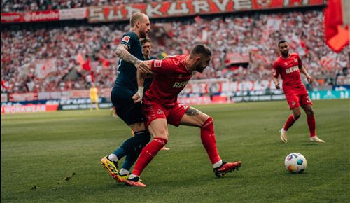 โคโลญจน์ vs โบคุ่ม