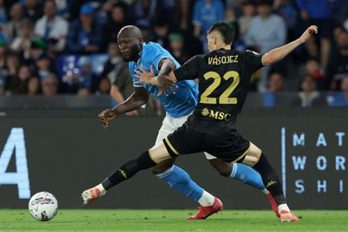 เนเปิลส์ พบ เจนัว