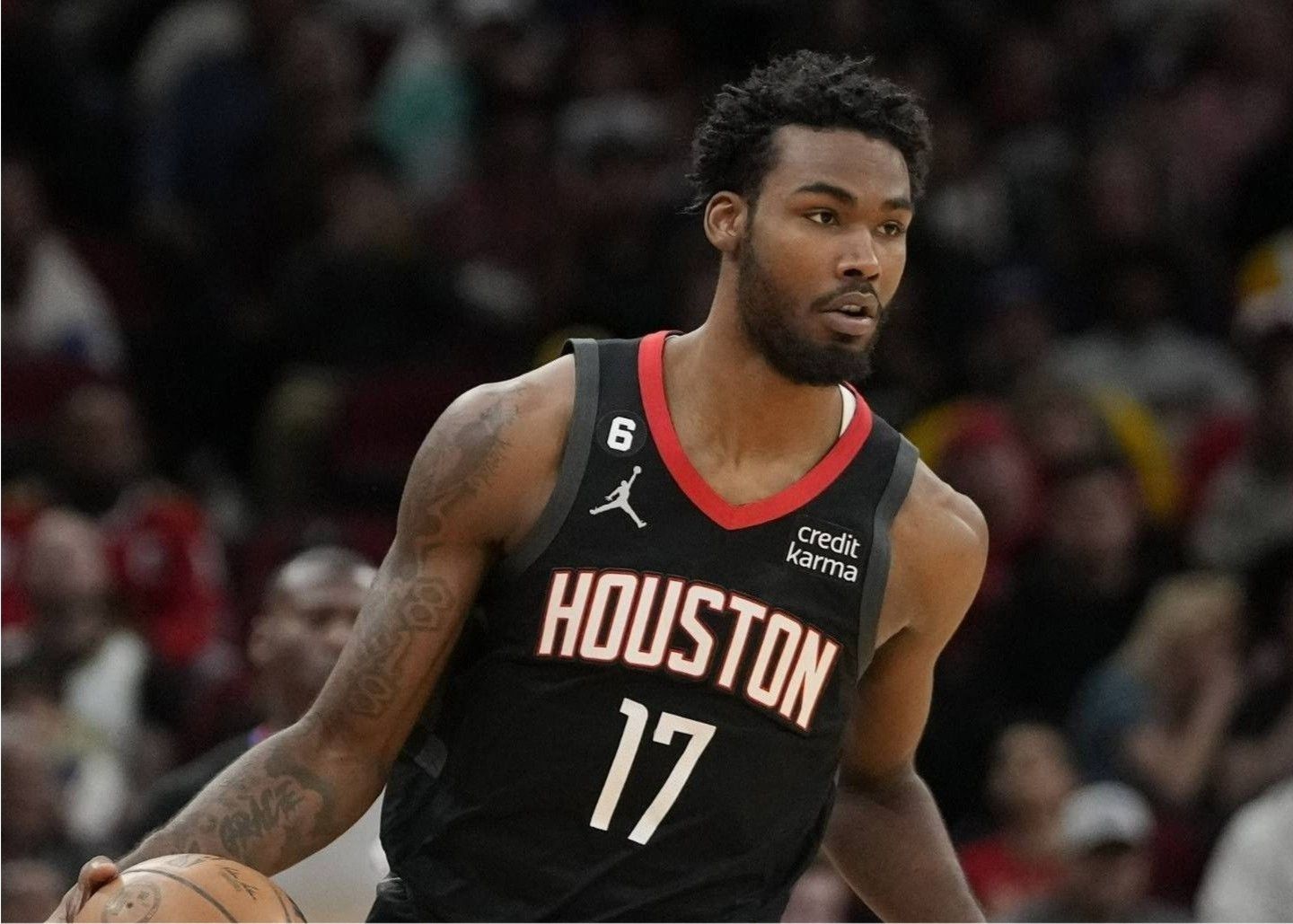 หวังว่าคงไม่เป็นไรนะ! อีธานมีอาการบาดเจ็บที่สะโพกซ้าย และจะไม่กลับมาสำหรับเกมนี้