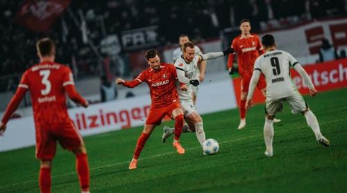 ไฟร์บวร์ก vs โวล์ฟสบวร์ก