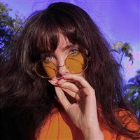 6686体育铁牌作者Heidi