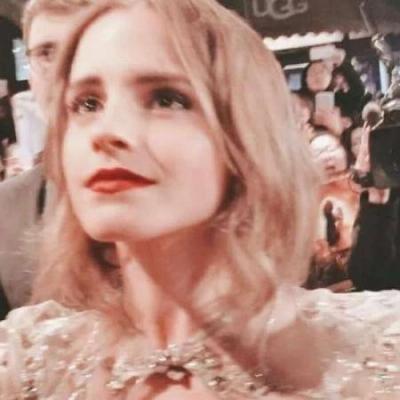 6686体育海外作者Avery