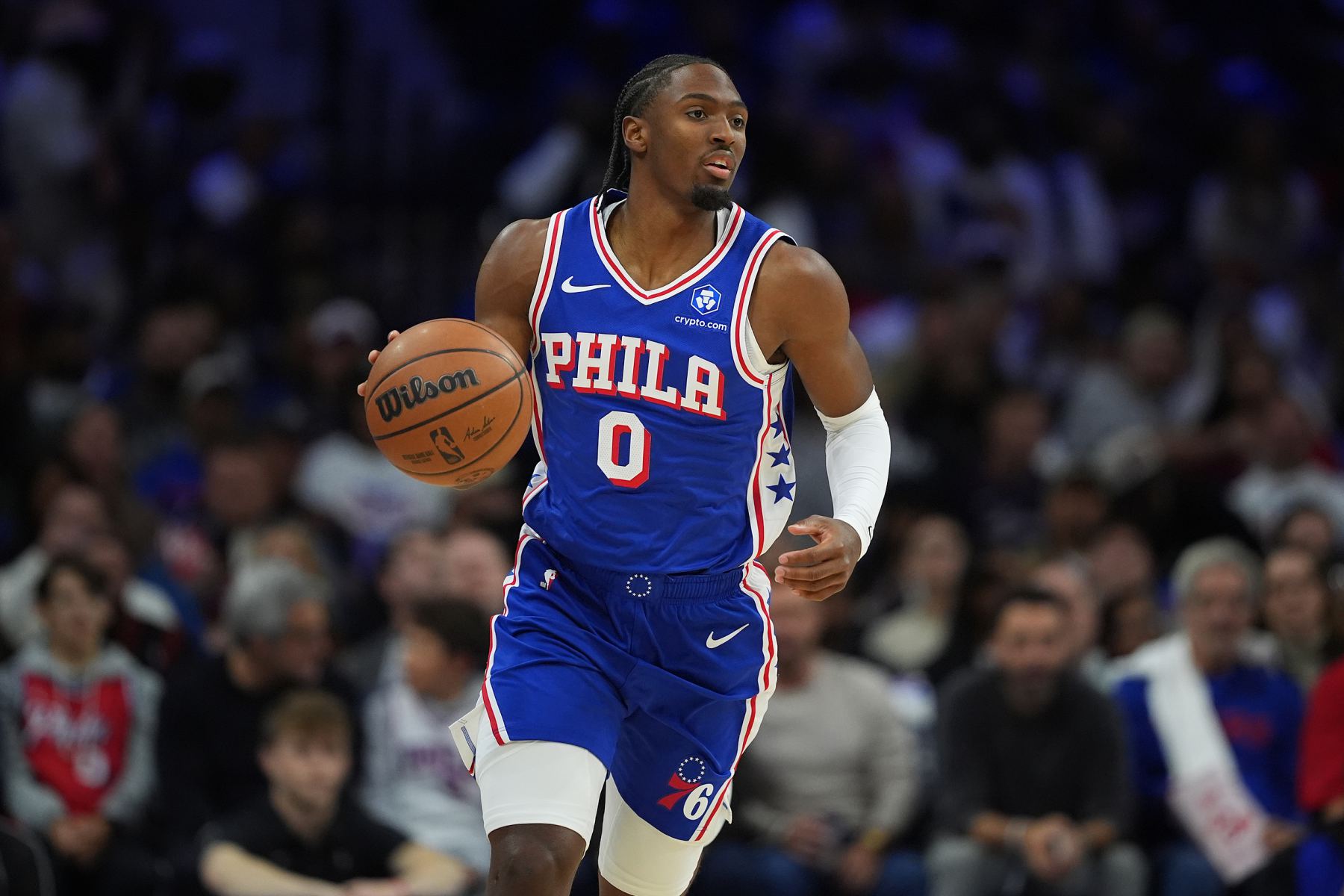 พยายามอย่างเต็มที่! แม็กซี่ทำสามพอยน์เตอร์ได้ 6 จาก 10 ครั้งและทำคะแนนได้ 39 แต้ม 5 รีบาวน์และ 5 แอสซิสต์