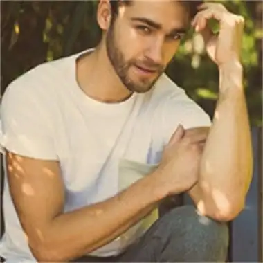 6686体育铁牌作者Kylie