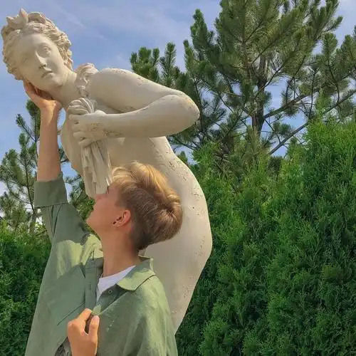 6686体育合作伙伴Clementine