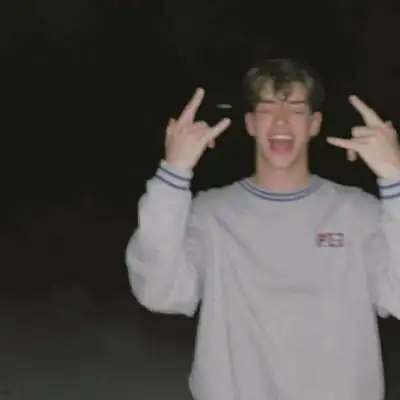 6686体育海外作者Cooper