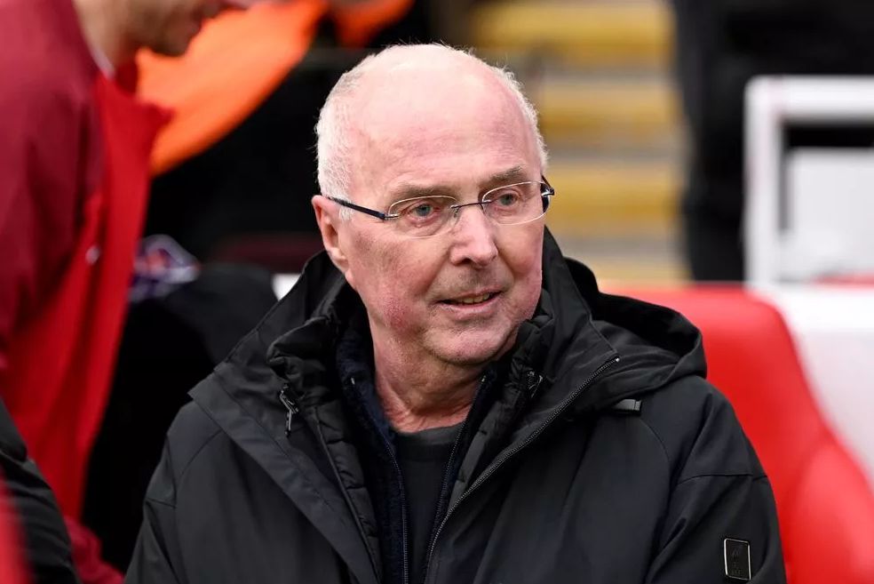 สื่ออังกฤษ: เอริคสัน โค้ชชาวสวีเดนผู้ล่วงลับต้องแบกรับภาระหนี้ก้อนโต และครอบครัวของเขาถูกบังคับให้ขายคฤหาสน์ของตนเพื่อชำระหนี้